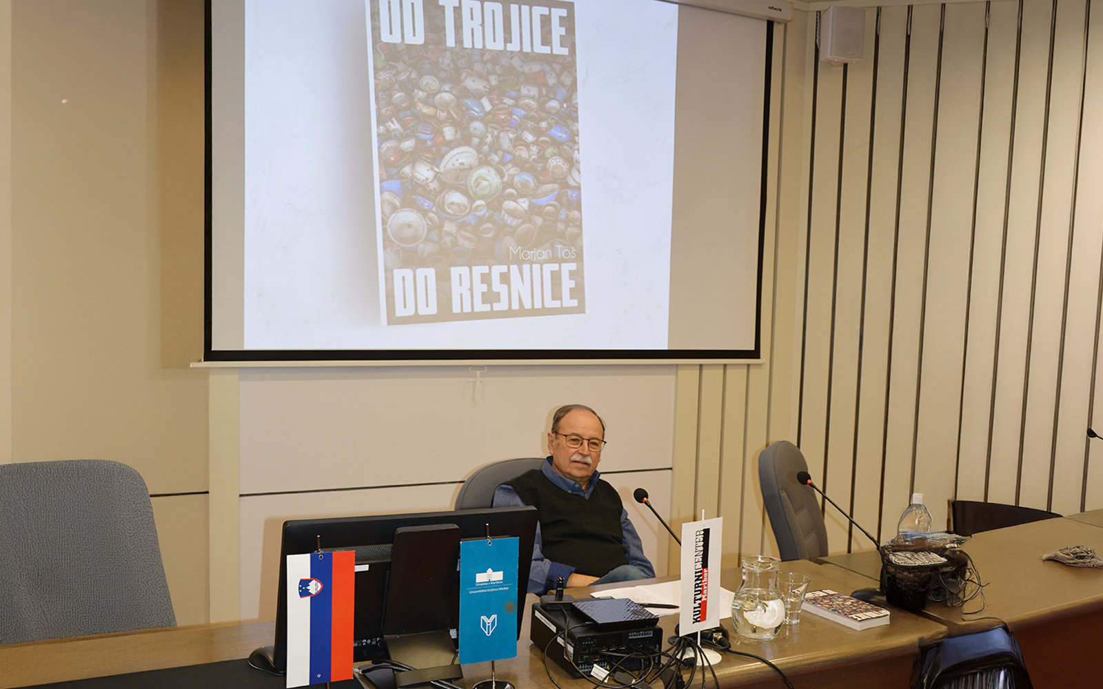 Lenartčan dr. Marjan Toš izdal knjigo Od Trojice do resnice