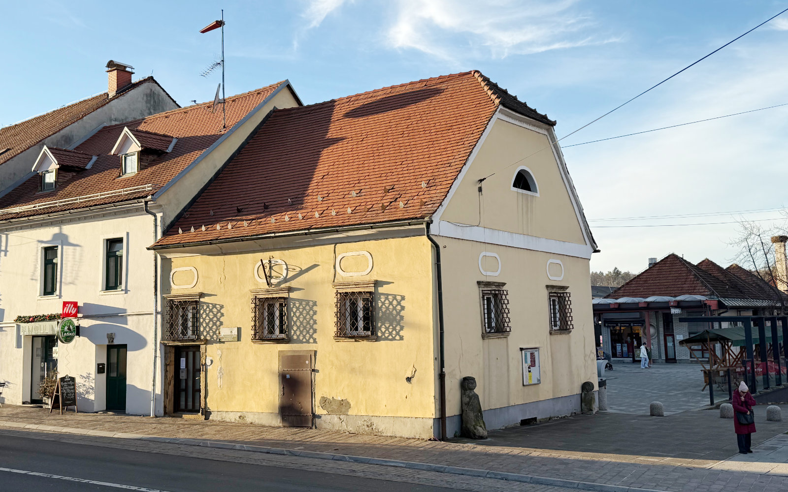 Lenarški rotovž je star 350 let