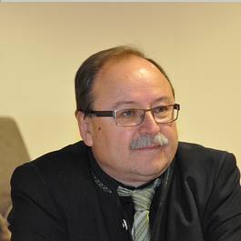 dr. Marjan Toš