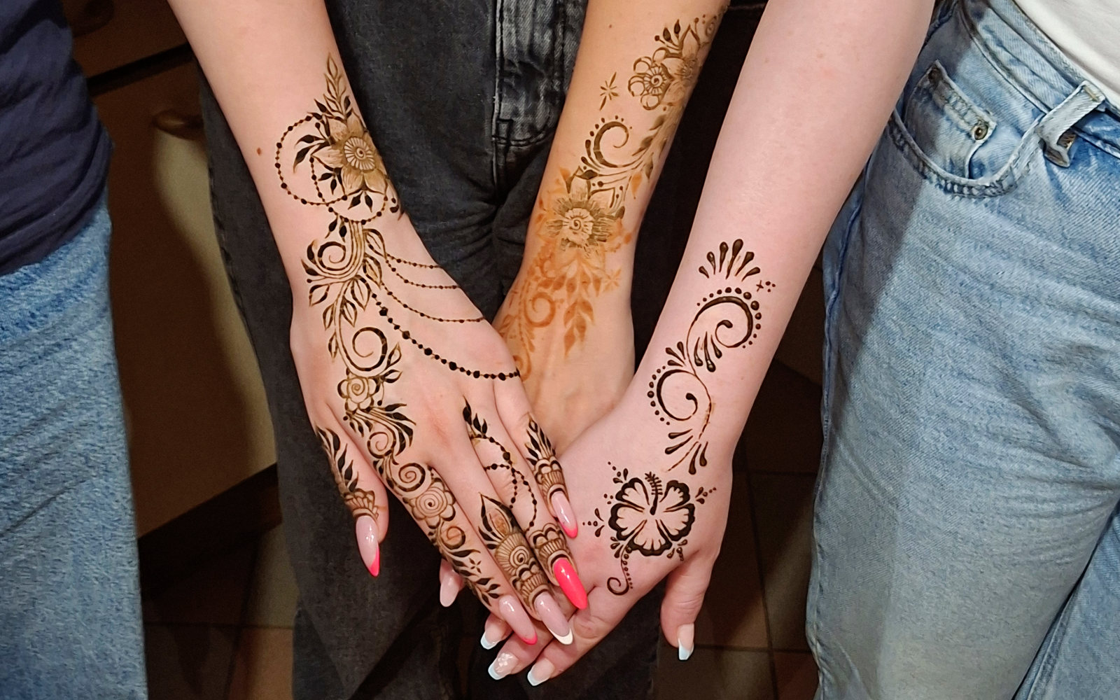 Henna 2605 10