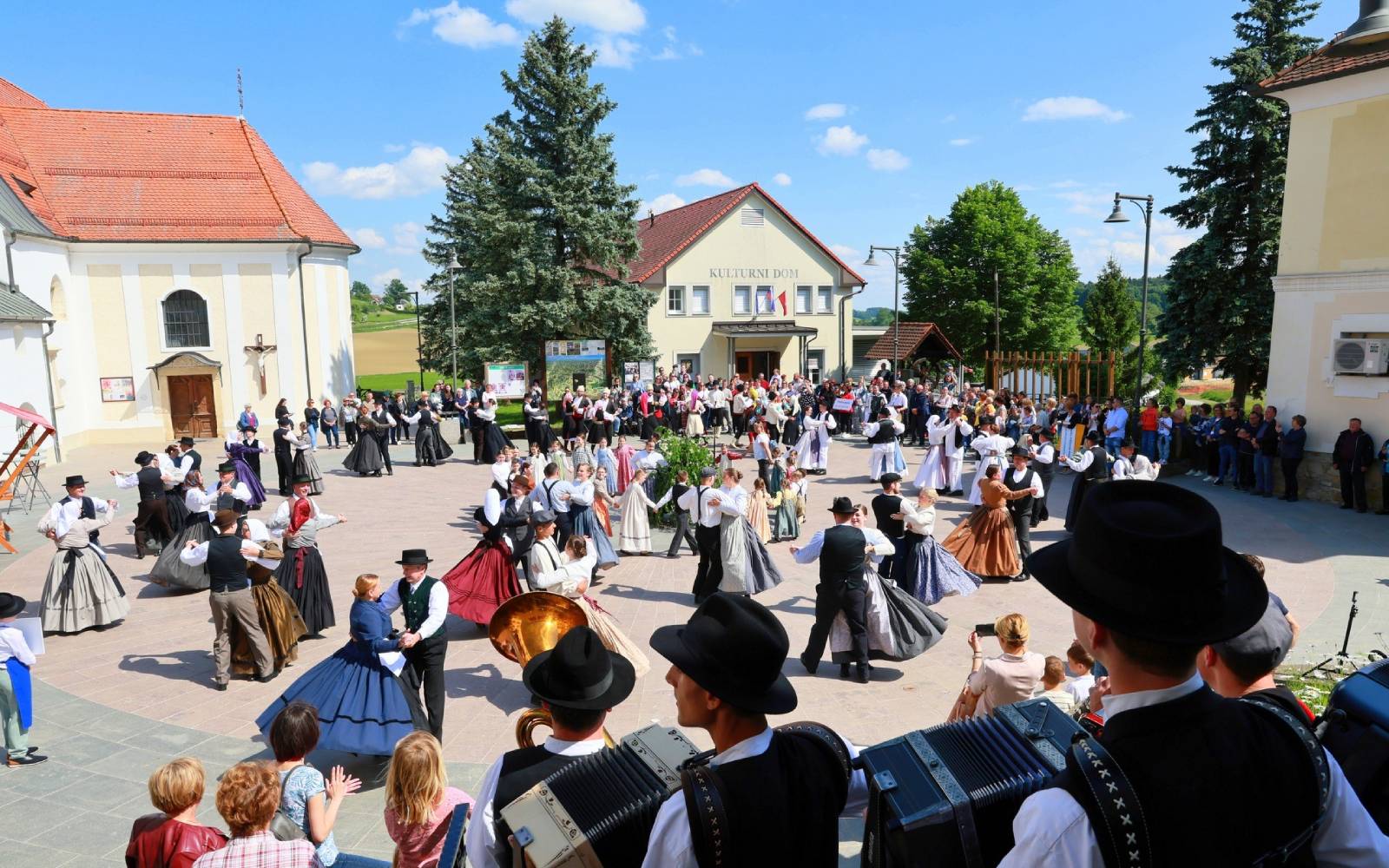 15. Jurjevo srečanje folklornih skupin