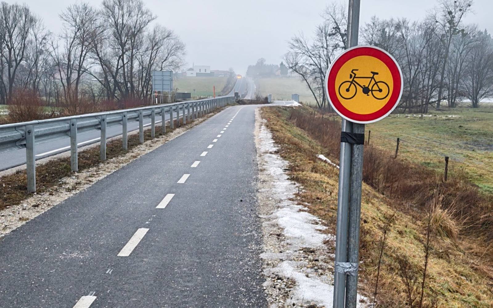 Zakaj je zaprta »kolesarka« proti Sveti Ani?