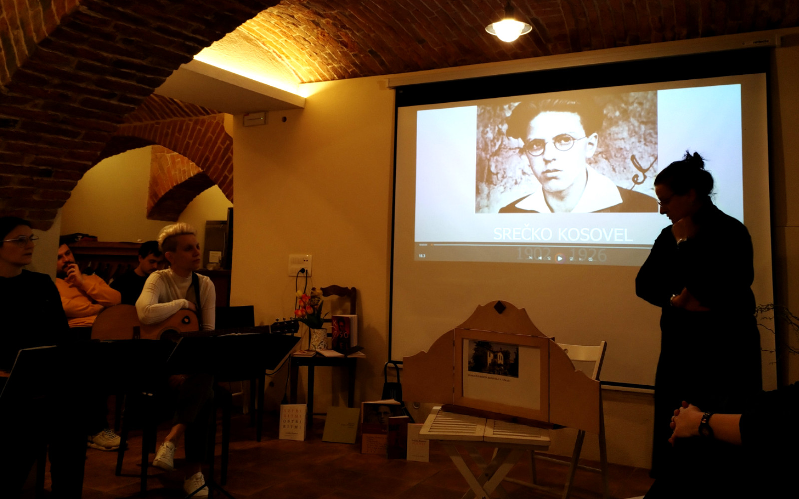 Večer poezije v nacionalnem letu Srečka Kosovela