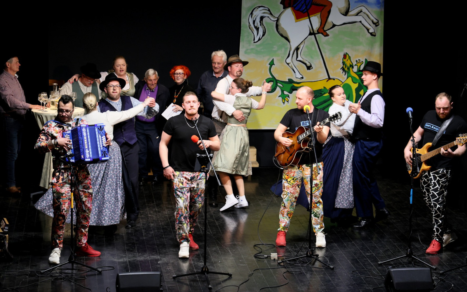 Zašpilaj in zakrikaj po domače