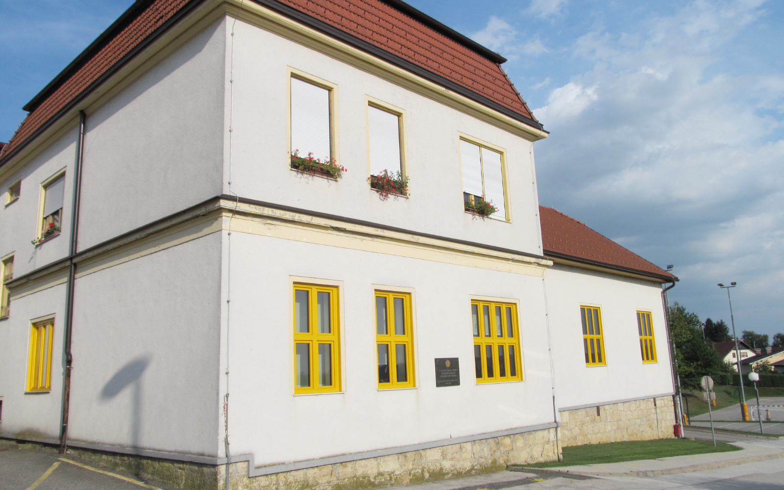 Lenrški sokolski dom skriva bogato zgodoivnofoto Marjan Toš