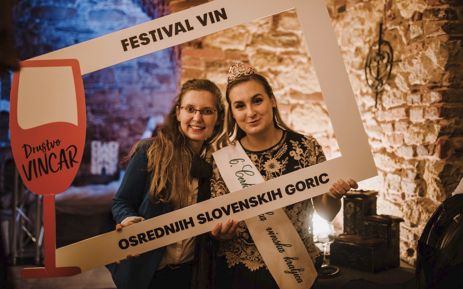 5. Festival vin Osrednjih Slovenskih goric napoveduje odličen večer v družbi izjemenih vin, glasbe in ljudi! Foto: Tjaša Oman