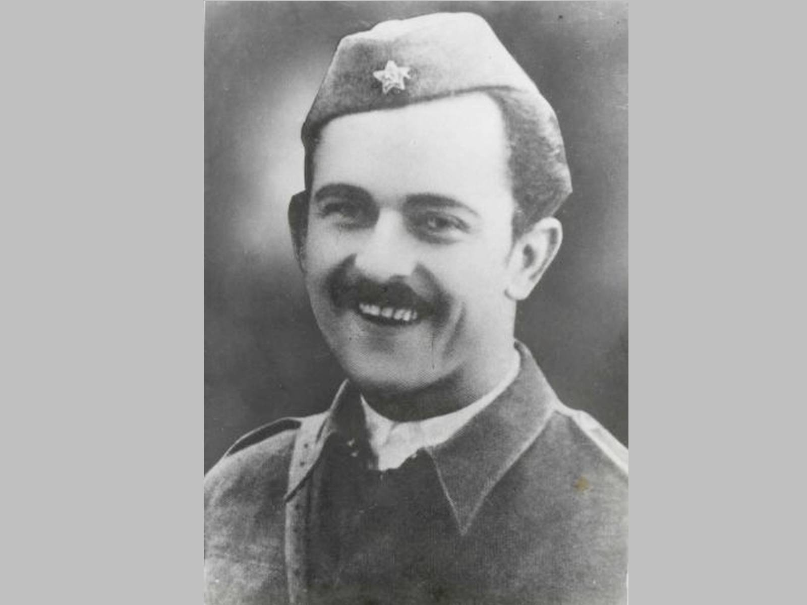 Karel Destovnik Kajuh, slovenski pesnik upora. Wikipedija.