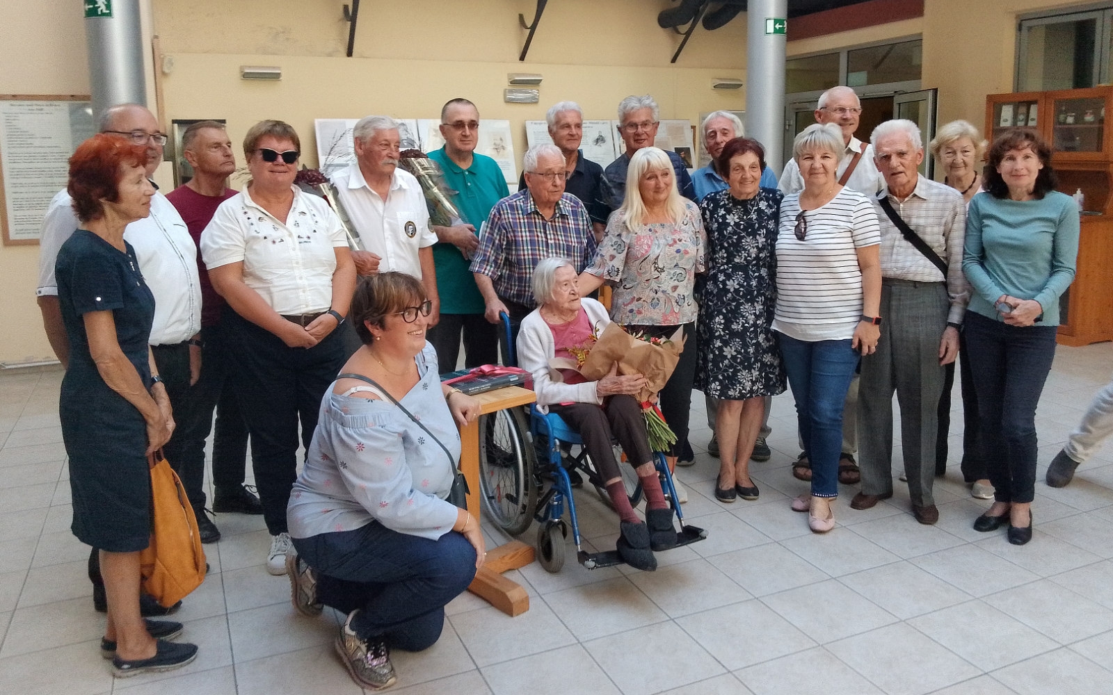 Udeleženci sprejema dr. Nade Dolenc v lenarškem Centru Slovenskih goric. Foto: Jože Pristovnik