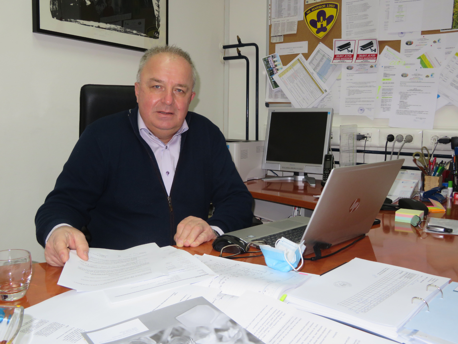 »Investicija v energetsko sanacijo snovne šole nam dobro služi,« pove mag. Mirko Žmavc. Foto: Tomaž Kšela