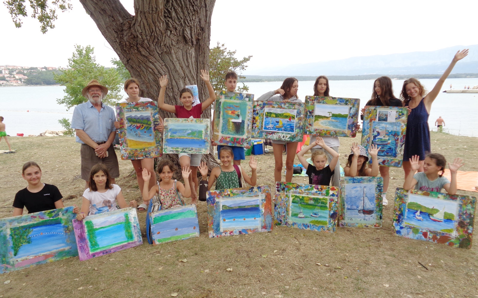 Likovna šola je ustvarjalna, na morju je doslej sodelovalo okoli 160 učencev. Foto: arhiv Galerije Krajnc