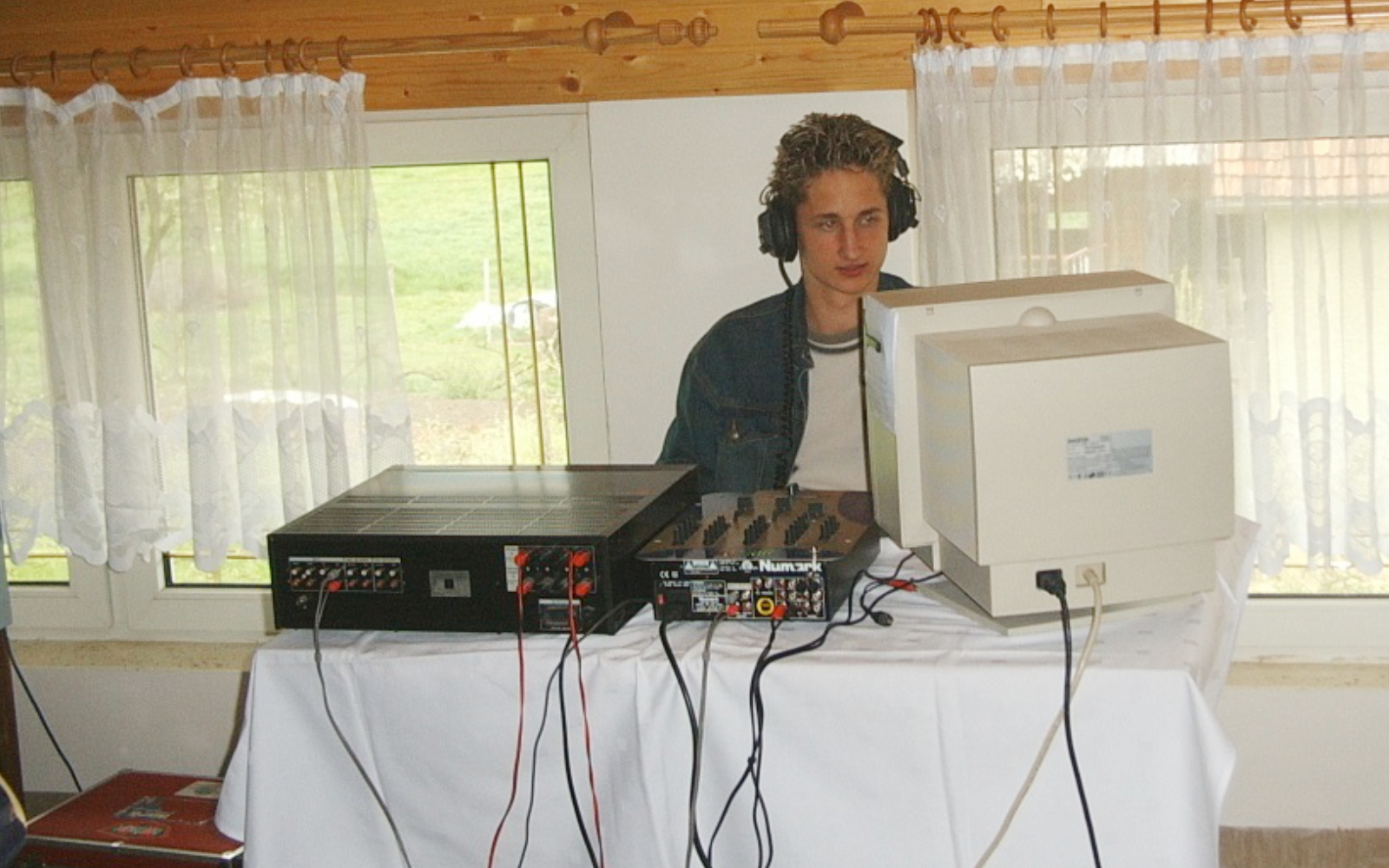 DJ Dennys, pred 18. leti, ko se je z vrtenjem glasbe šele dobro spoznaval. Foto: osebni arhiv