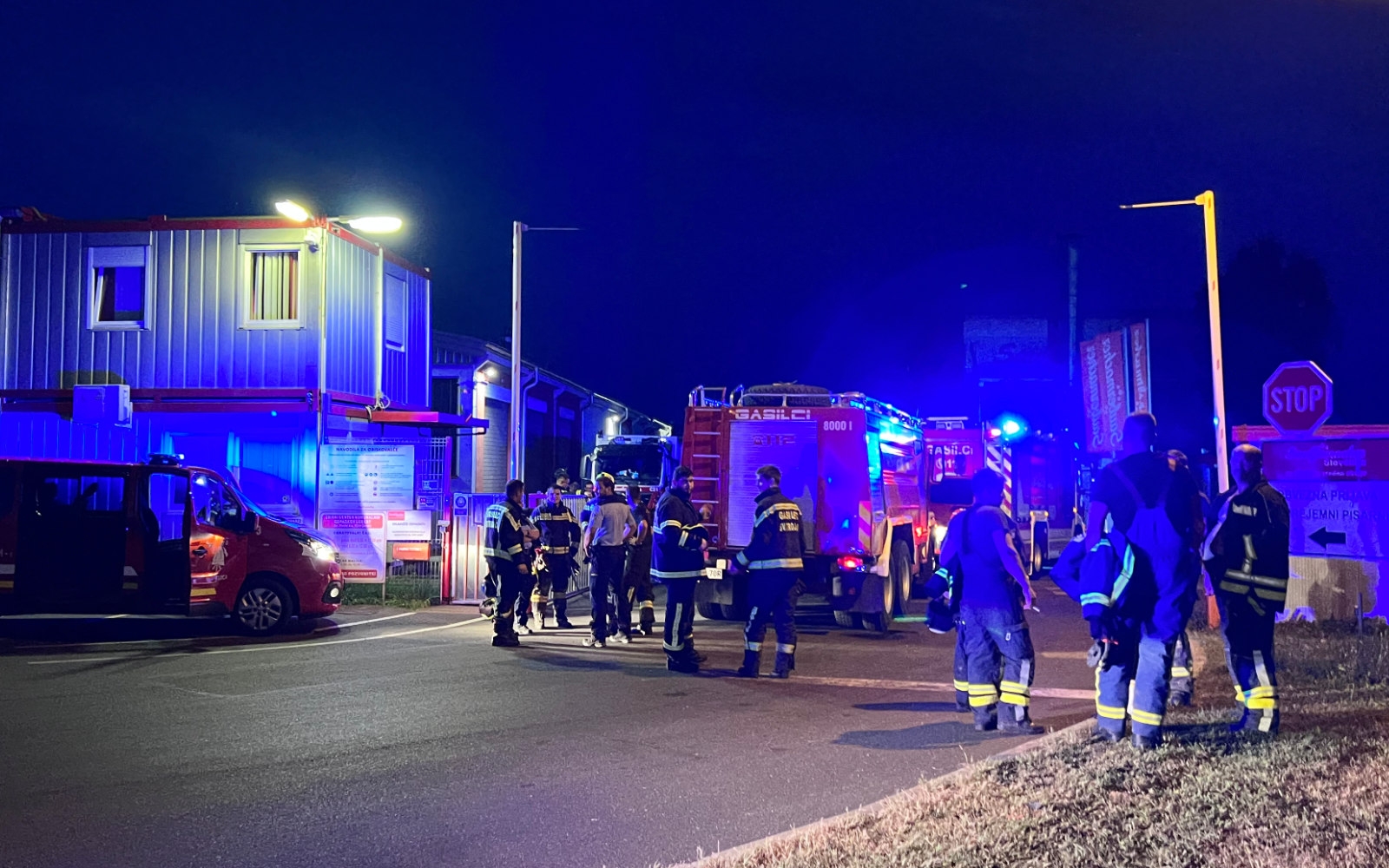 Sreča je bila na strani vseh vpletenih, saj tokrat ni bilo nobene škode in poškodb.