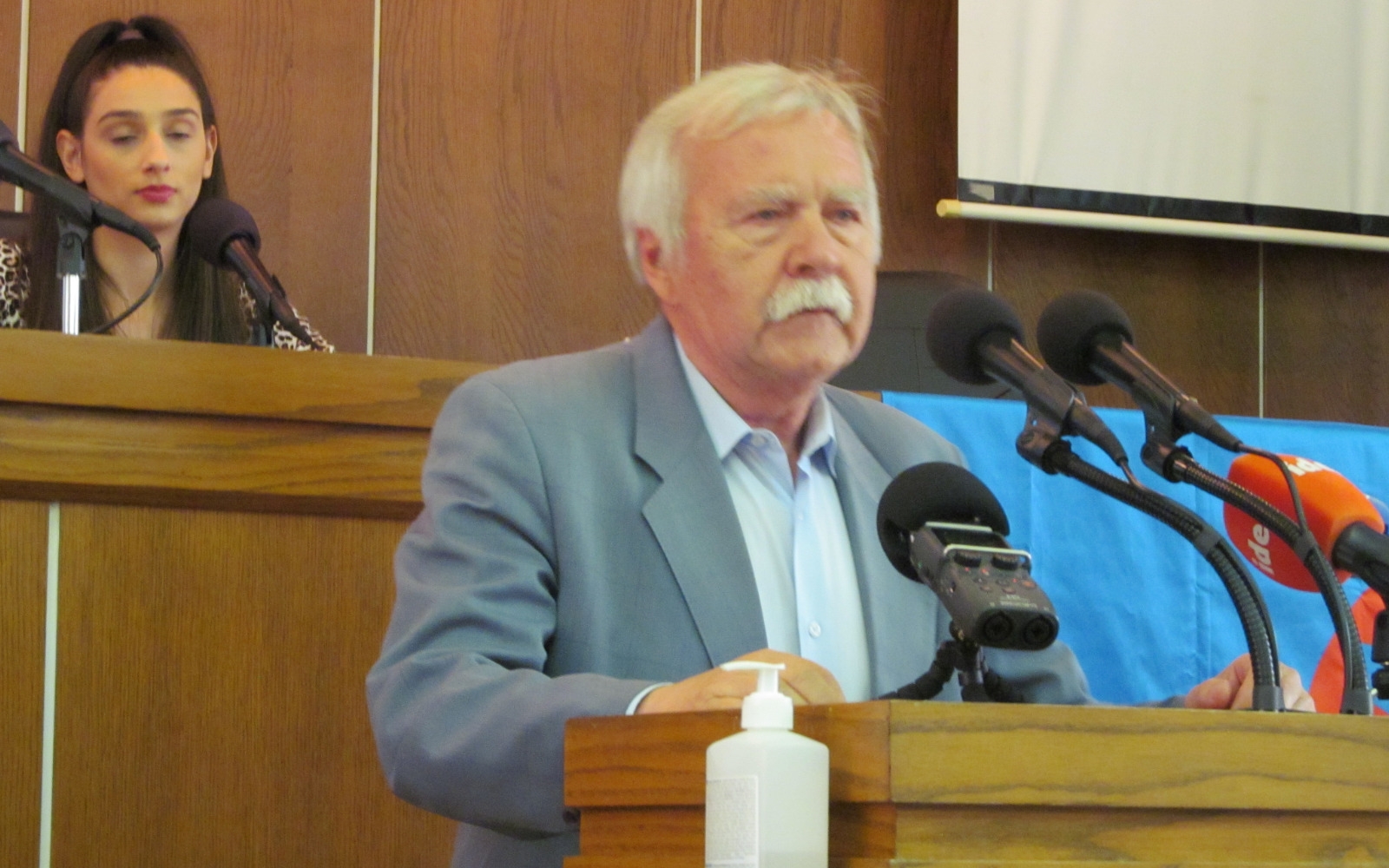 Marjan Šiftar: »Vsi ljudje se rodijo svobodni«. Foto: Marjan Toš