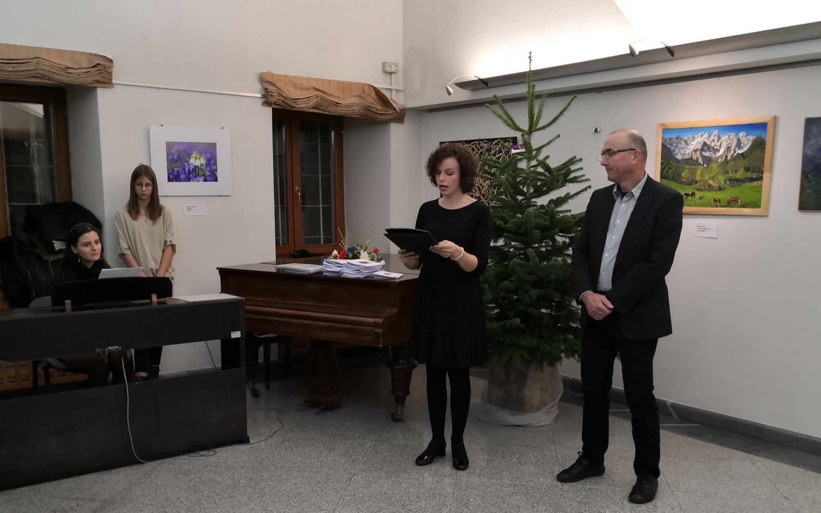 Franci Ornik, podžupan in Aleksandra Papež, ki je dogodek povezovala.  Foto: Rosana Lorbek.