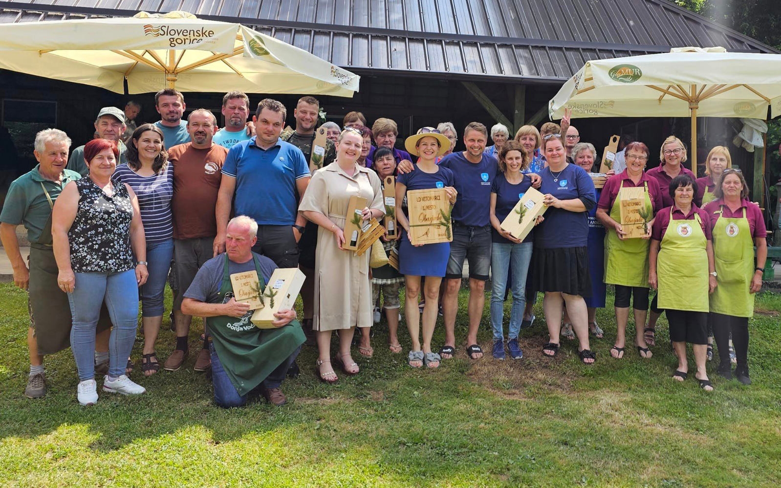 Na letošnjem tekmovanju Kuhanje piščančje obare si je slastno zmago prikuhala ekipa občinskega sveta Občine Sv. Andraž. Foto: arhiv občine
