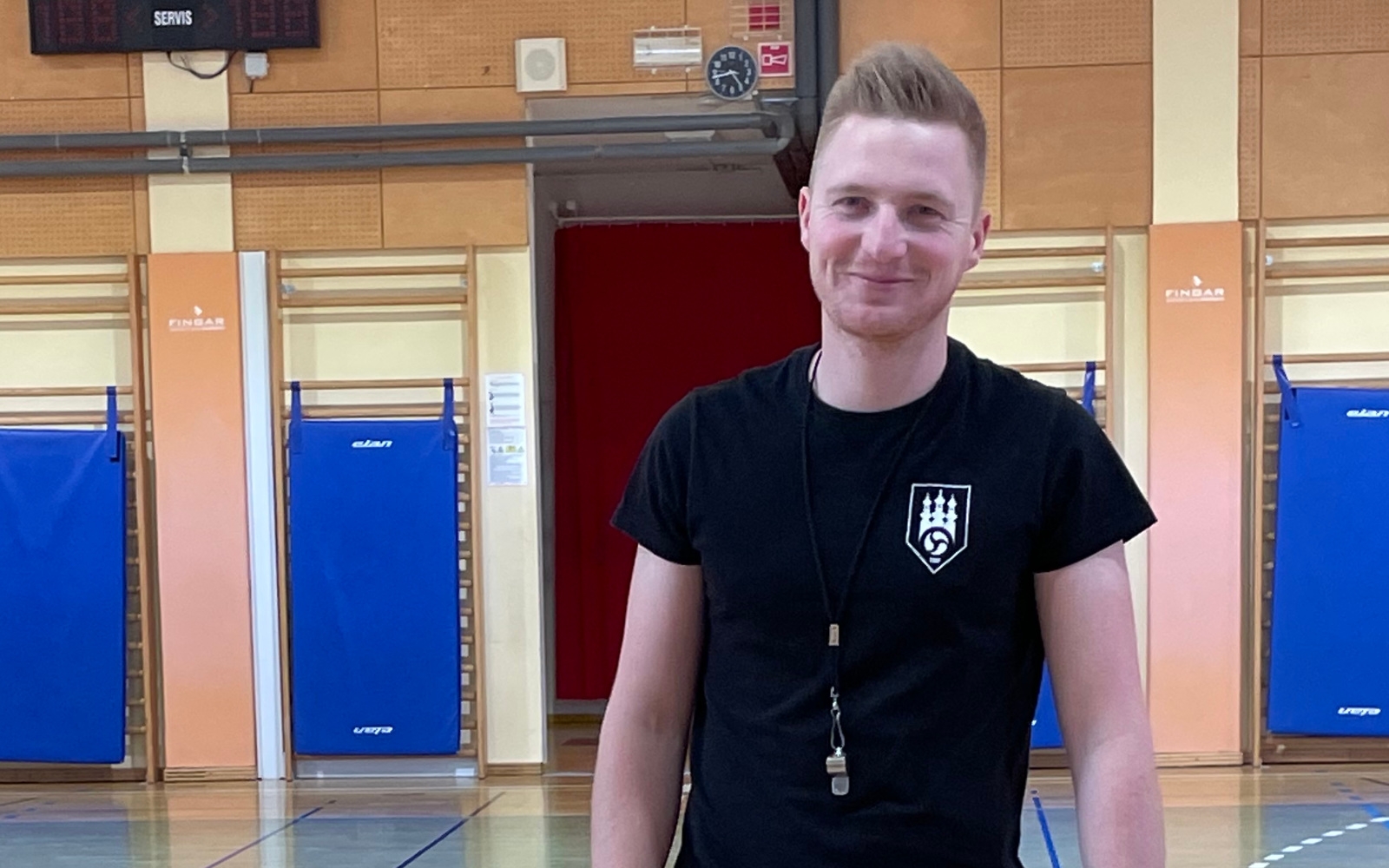 Mitja pravi, da je vsak dan nova dogodivščina, vsak dan spoznava nove ljudi, sklepa nova znanstva, spoznava Slovenske gorice, nova okolja in se čudi, kje vse še dandanes ljudje živijo … Foto: osebni arhiv