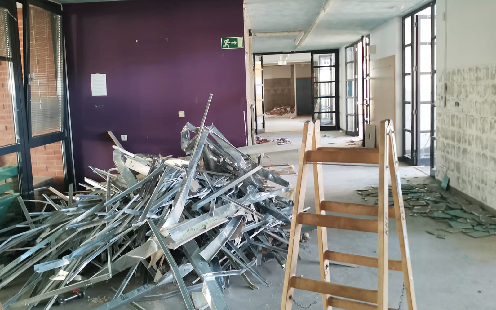 Direktorica mag. Jasmina Breznik napoveduje vselitev v nove prostore februarja 2024, kar pa sovpada z rojstnim dnem lenarške enote in predstavlja izjemno lepo rojstnodnevno darilo. Foto: arhiv VDC POLŽ Maribor