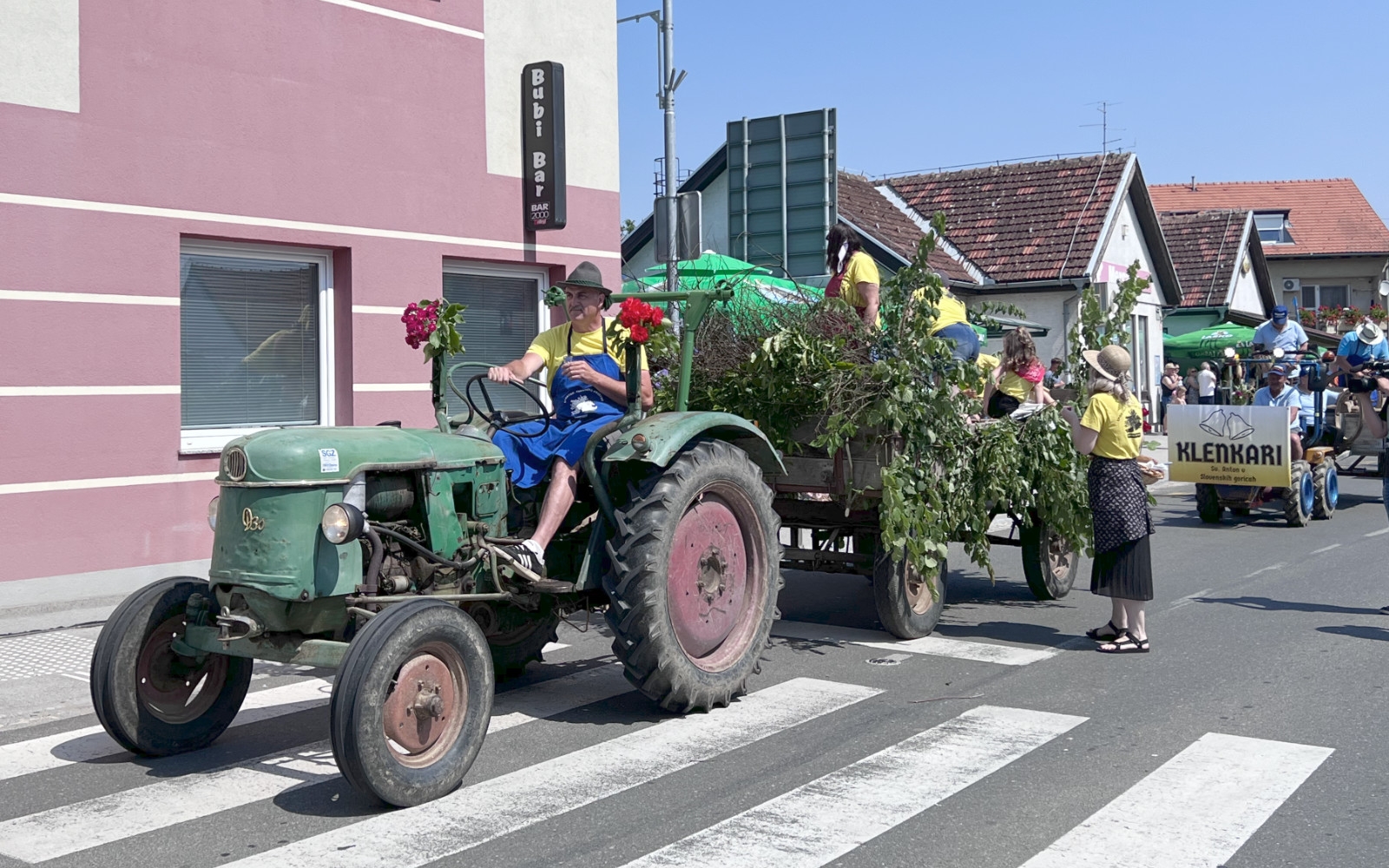 Veliko pozornosti je pritegnila povorka »Obudimo stare čase«.