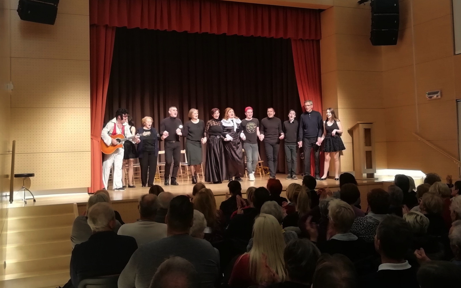 Utrinek iz ene od lanskoletnih predstav. Foto: arhiv KUD Marice Kerenčič Pesnica