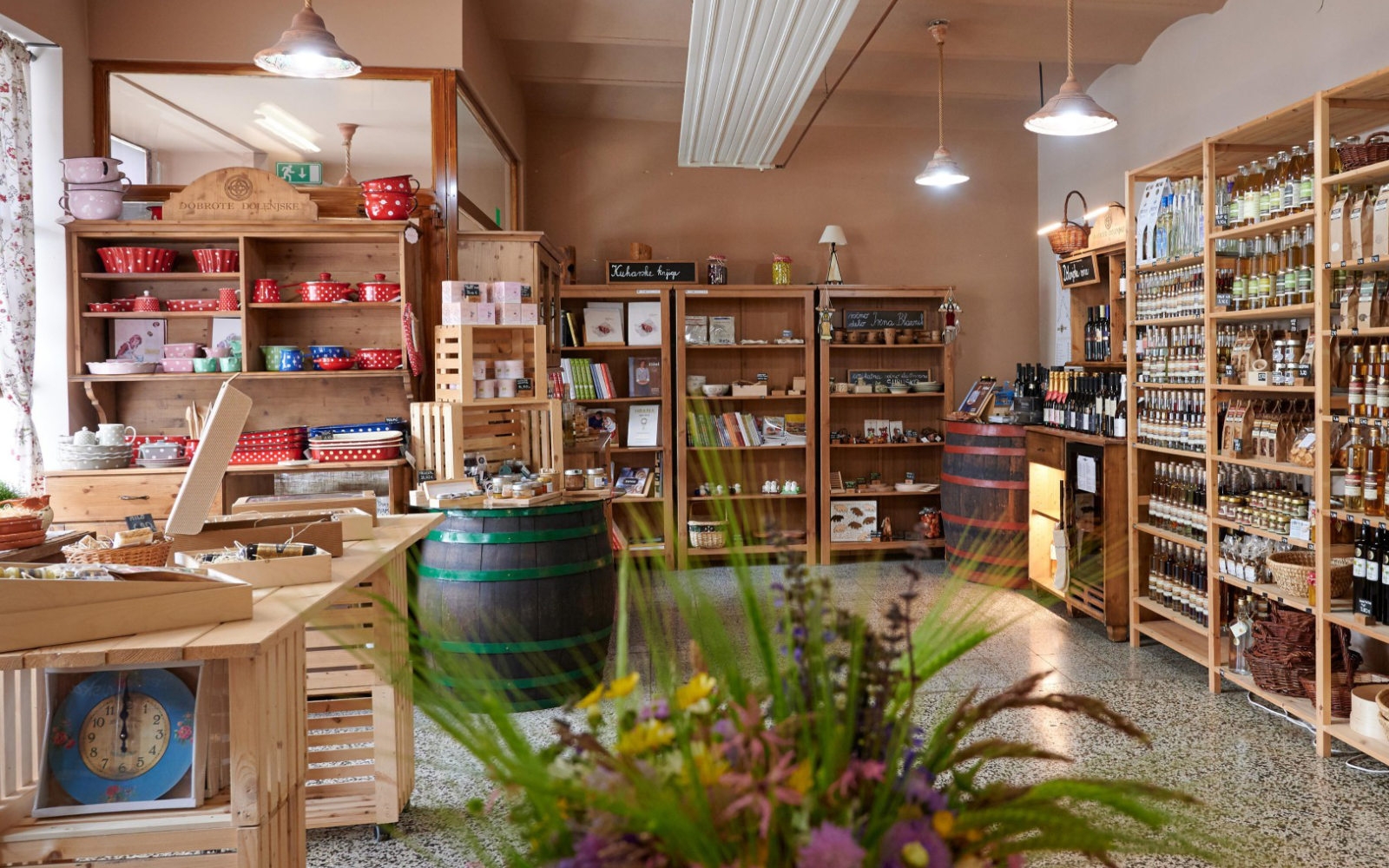 Trgovina Dobrote Dolenjske v Trebnjem.