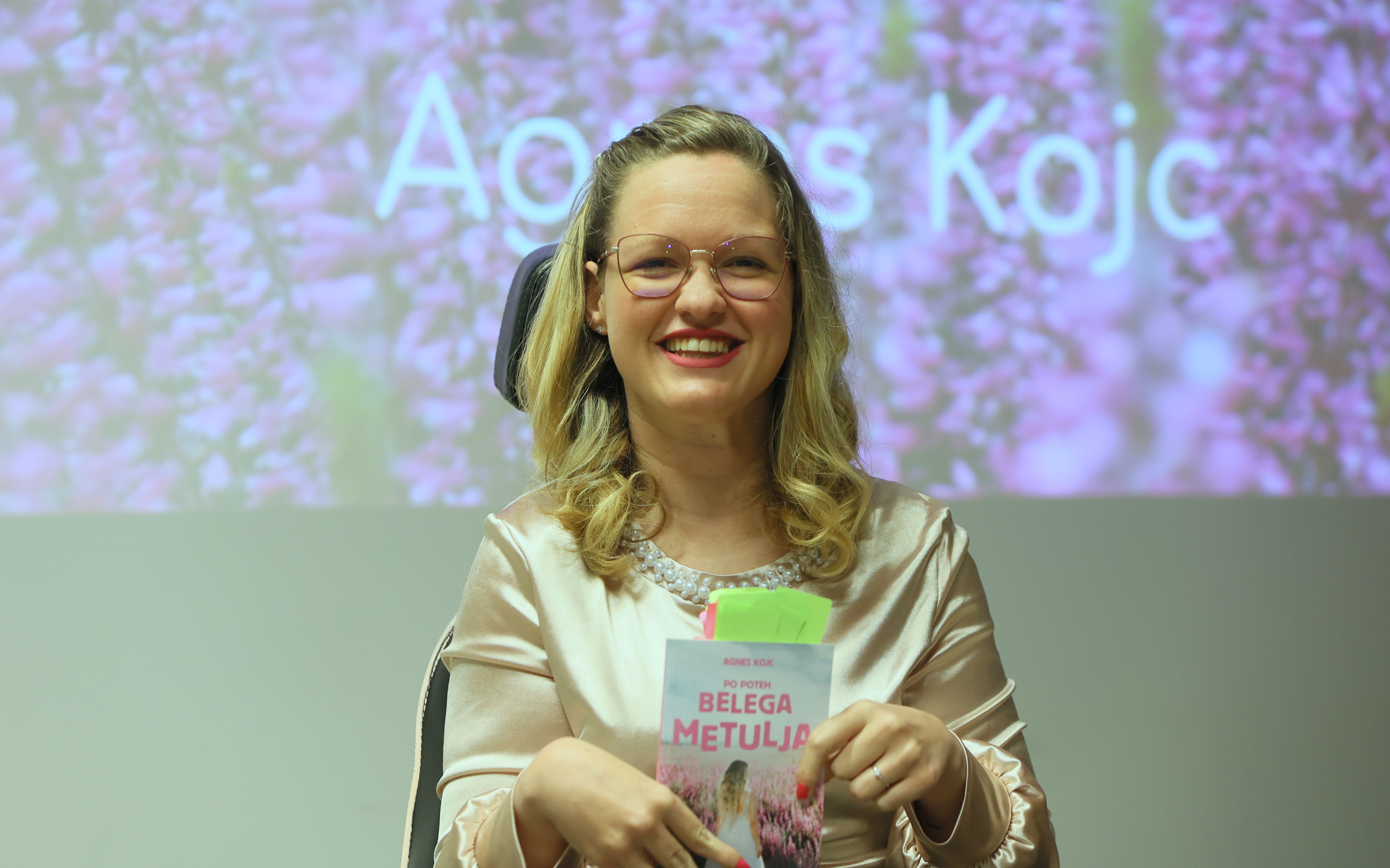 Po poteh belega metulja z Agnes Kojc