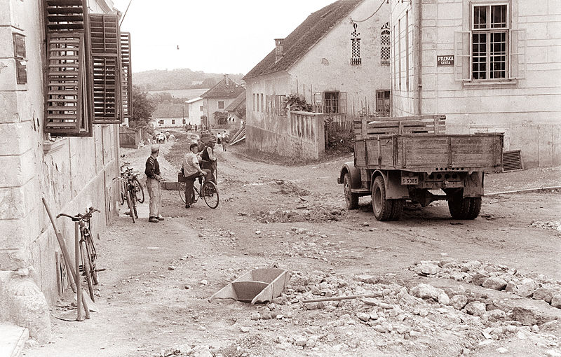 Gradnja severne magistrale in urejane centra Lenarta 1961